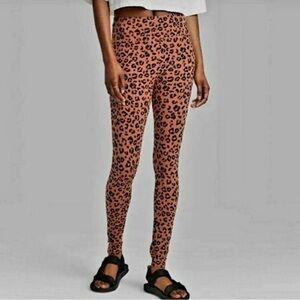 WILD FABLE Leopard Print High Rise Leggings- Size M